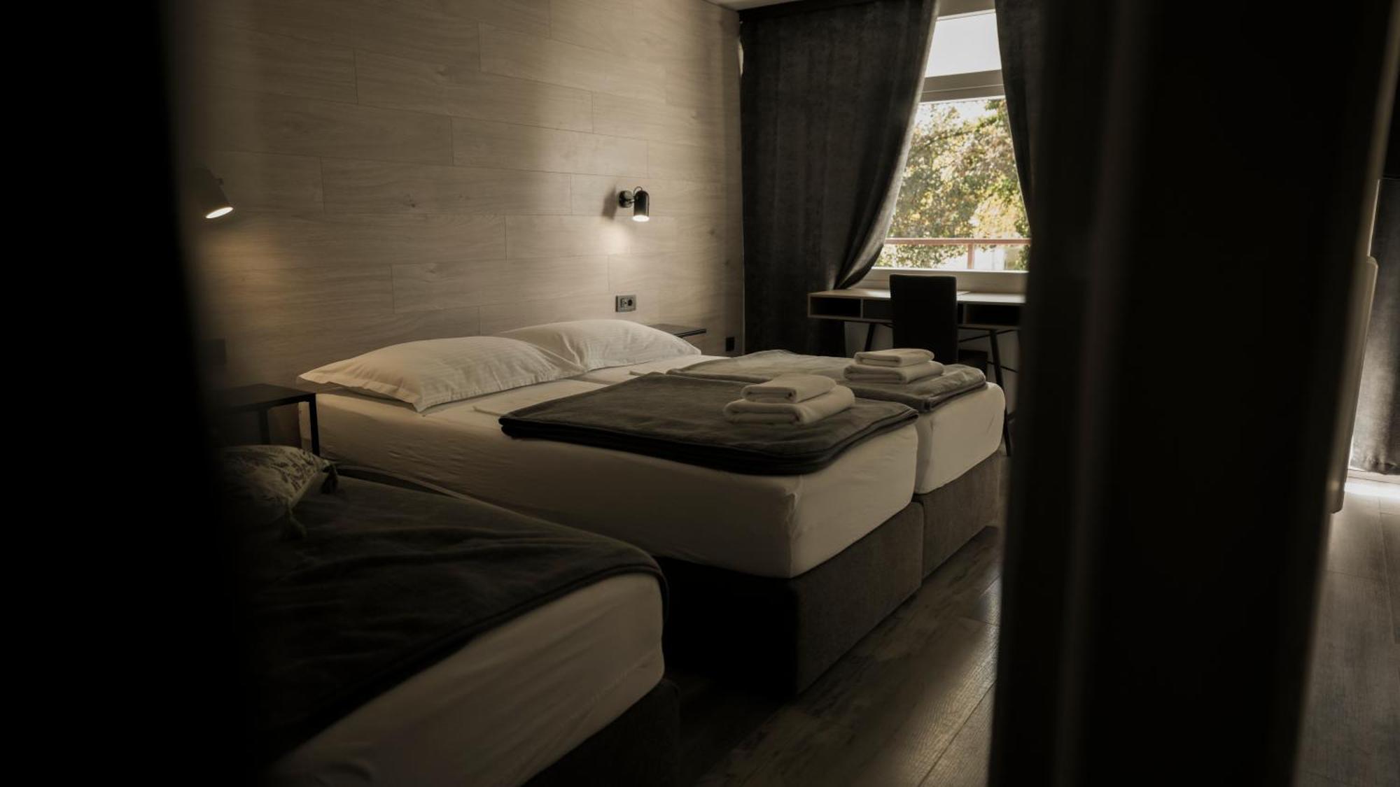 Hotel Matija Gubec Stubicke Toplice ภายนอก รูปภาพ