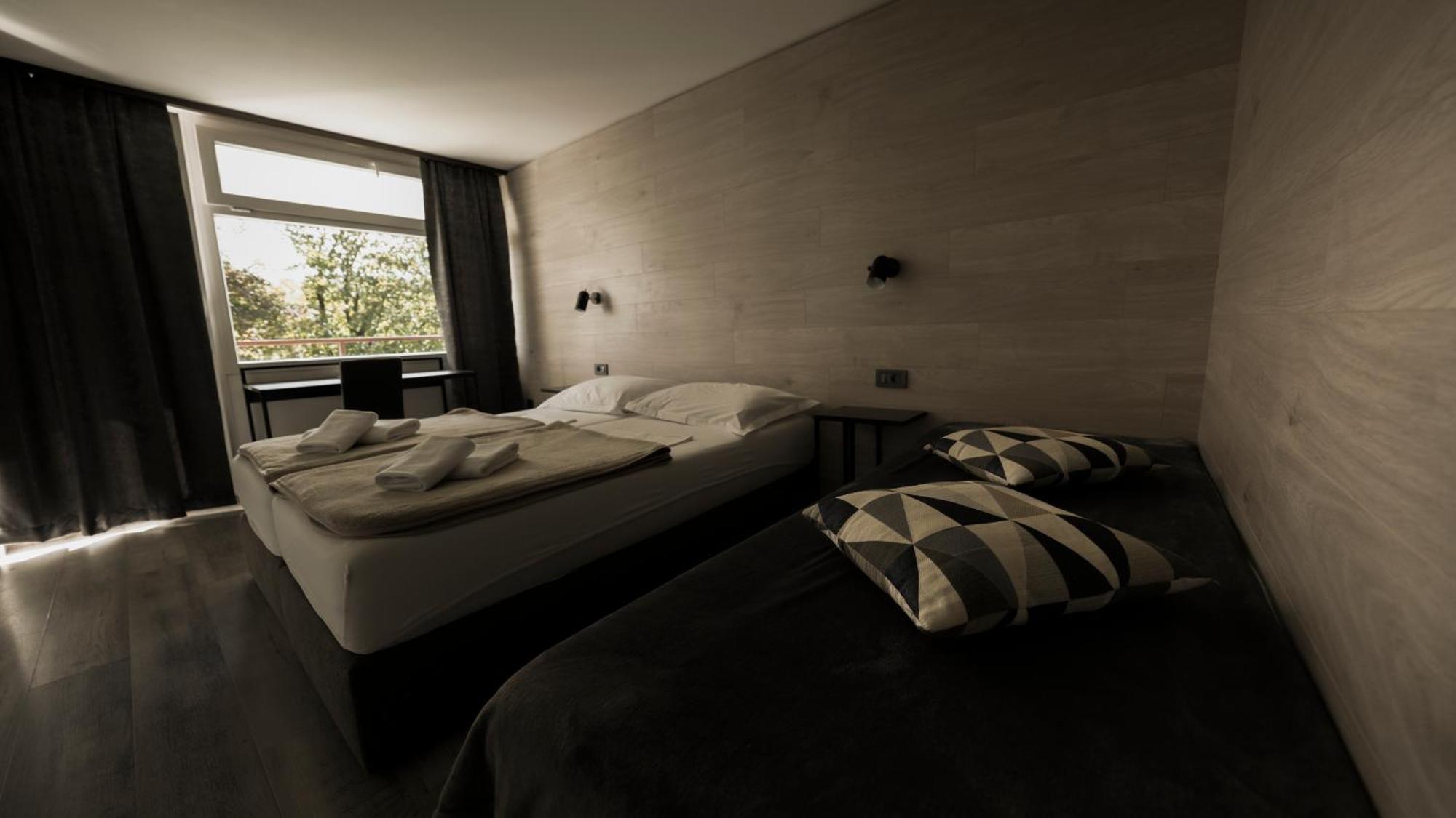 Hotel Matija Gubec Stubicke Toplice ภายนอก รูปภาพ