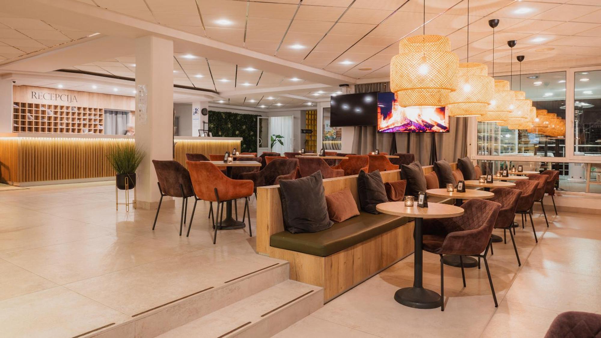 Hotel Matija Gubec Stubicke Toplice ภายนอก รูปภาพ