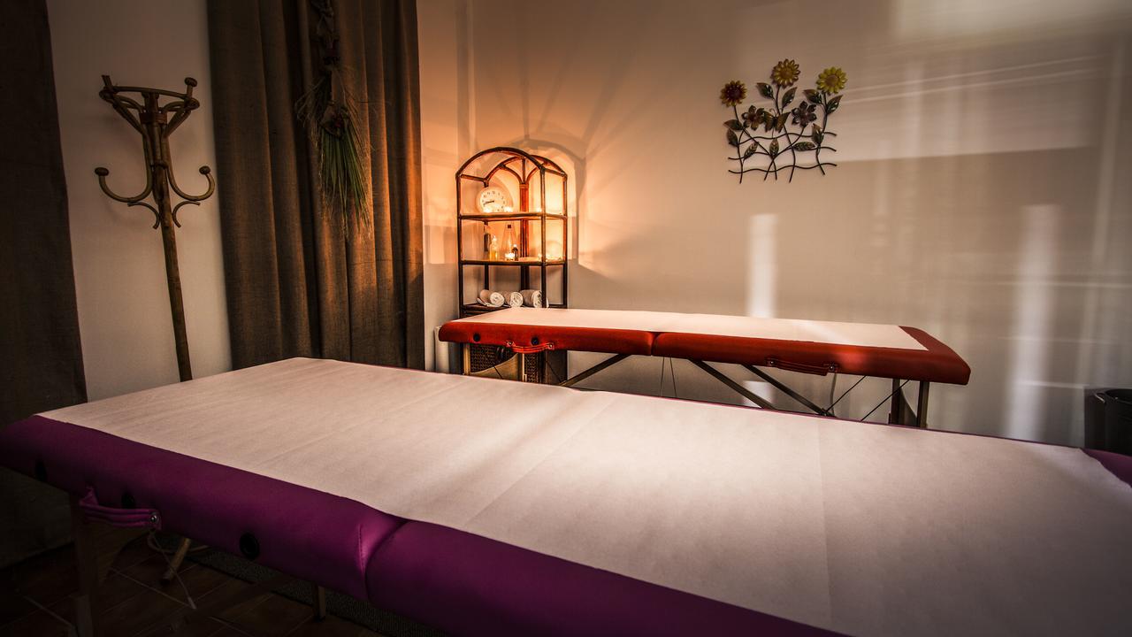 Hotel Matija Gubec Stubicke Toplice ภายนอก รูปภาพ