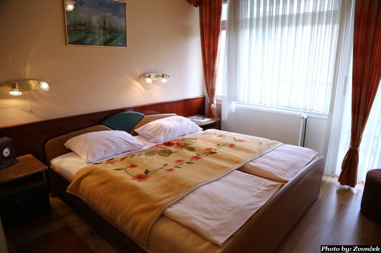 Hotel Matija Gubec Stubicke Toplice ภายนอก รูปภาพ